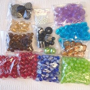 🍀Mixed lot of glass, crackle glass and acrylic beads